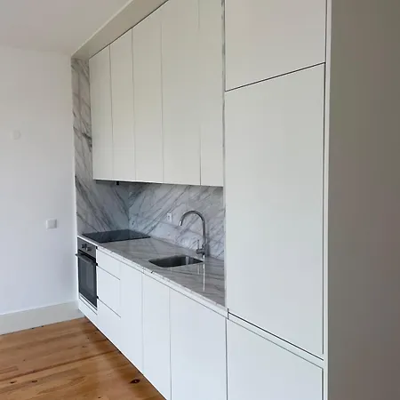 Clerigos Cordoaria 1 Bedroom Porto