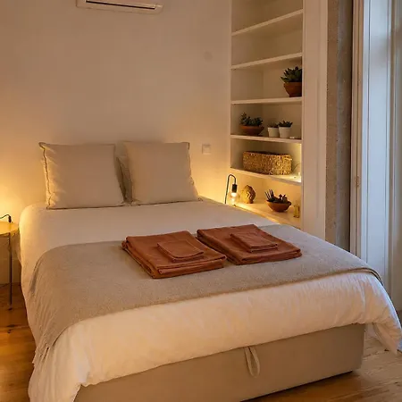 Clerigos Cordoaria 1 Bedroom *